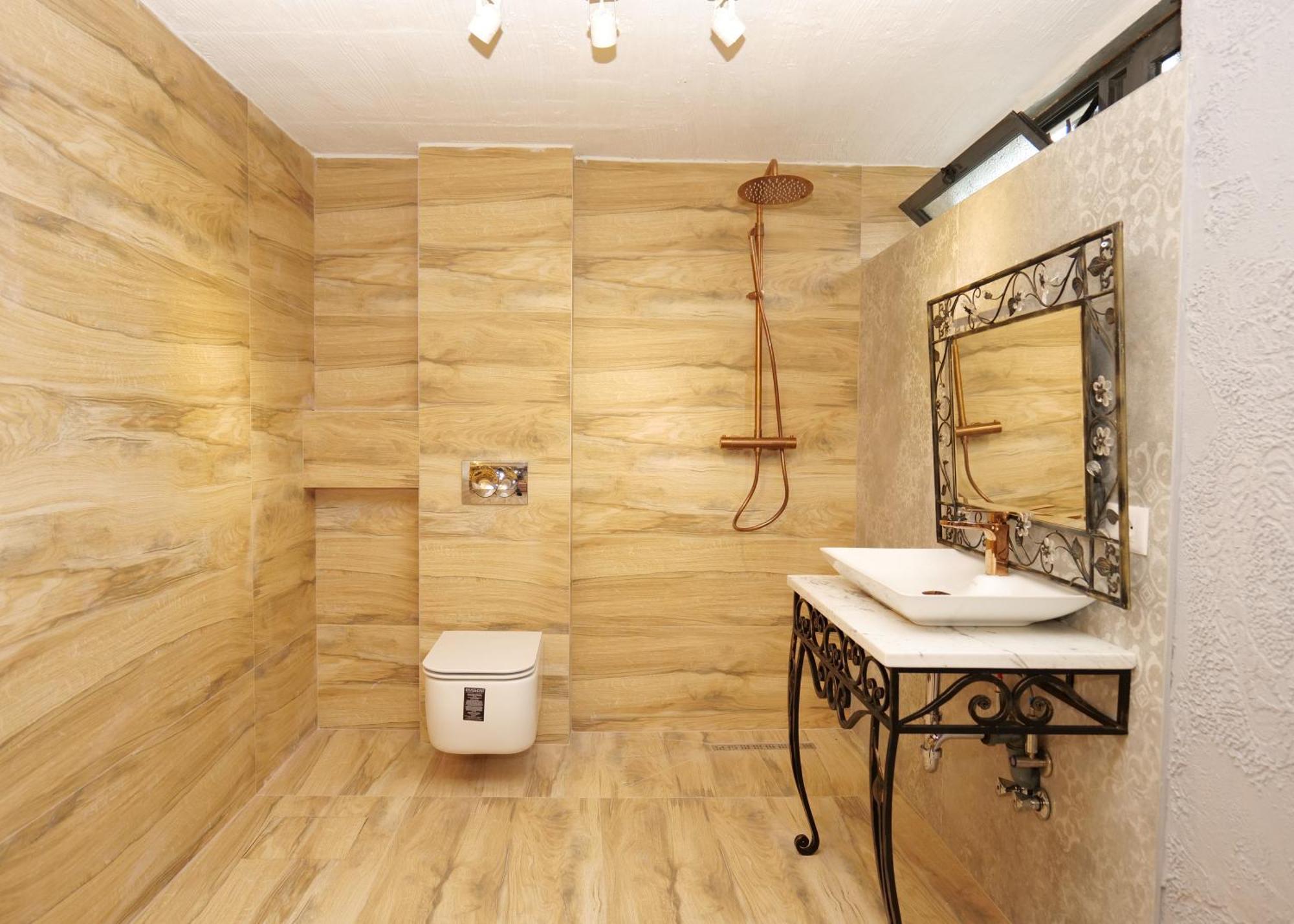 Appartamento Belle, Littleparis Korce Esterno foto